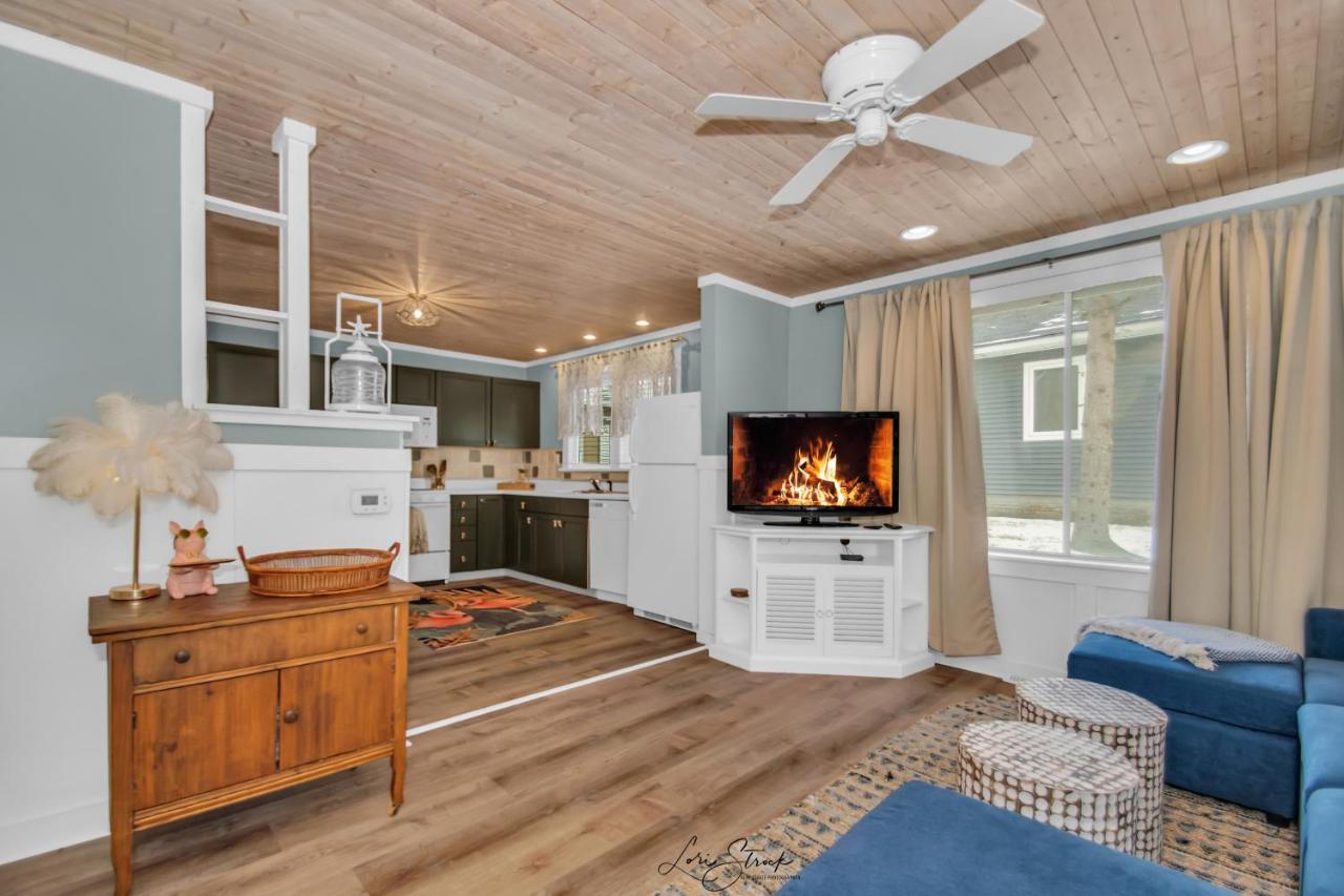 Beachglass Cottage - Family Friendly Kids And Pets Grand Beach Экстерьер фото